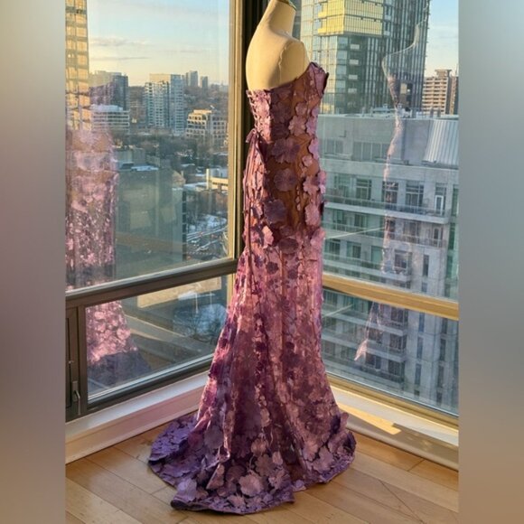 🆕 BRONX & BANCO 🧿 NWOT Jasmine Floral-Appliqued Gown, Lilac - Sz XS US 2 - Picture 9 of 16